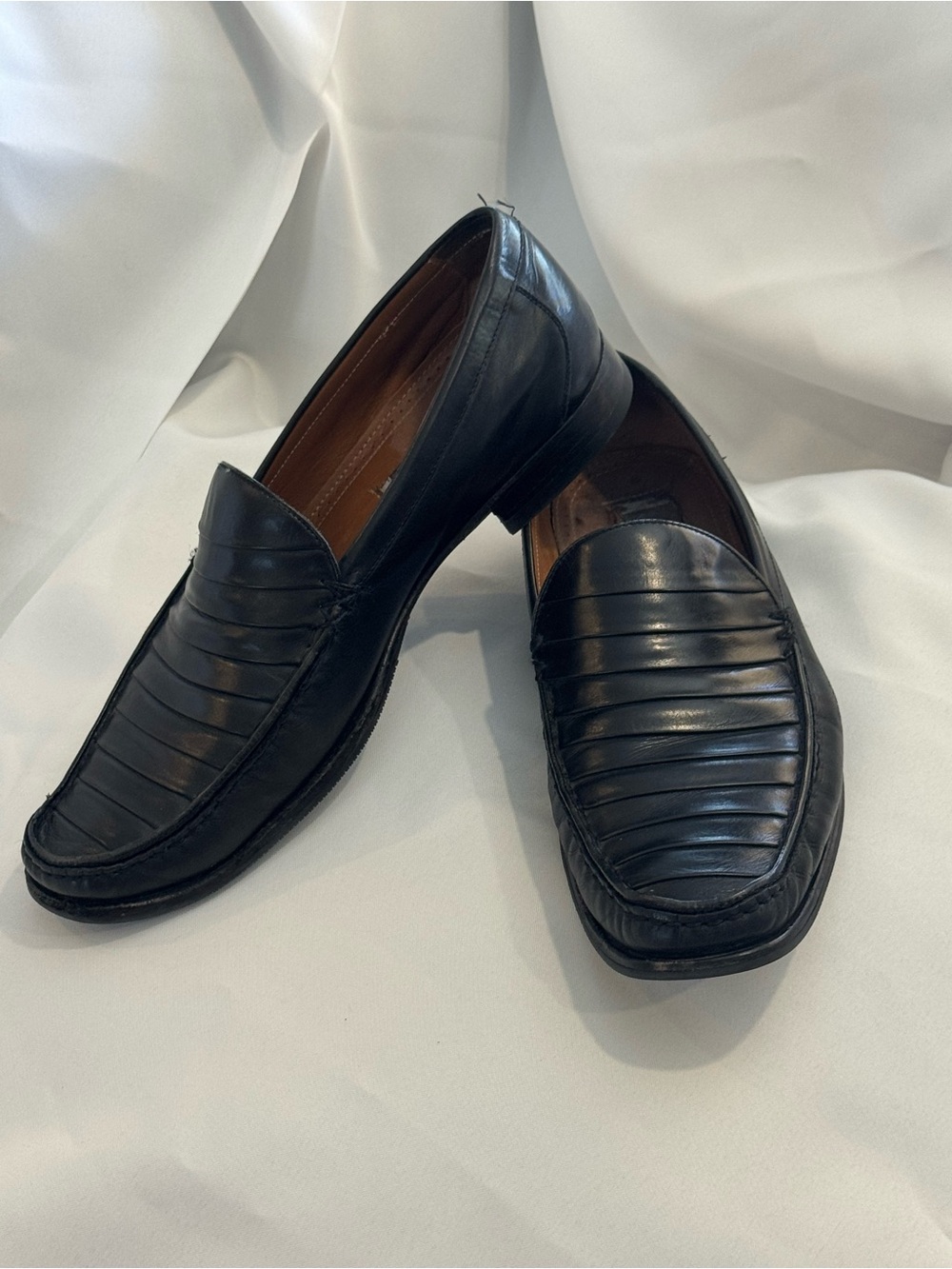 Johnston Murphy Classic Black Leather Men’s Loafers